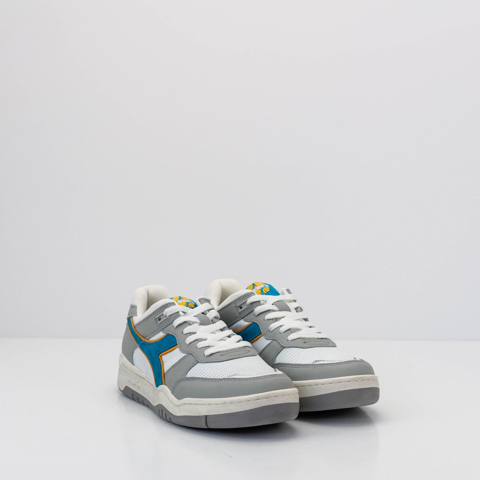 Diadora heritage grey best sale