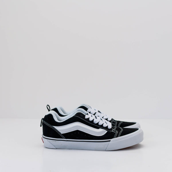 ZAPATILLA - VANS - KNU SKOOL BLACK TRUE WHITE MUJER